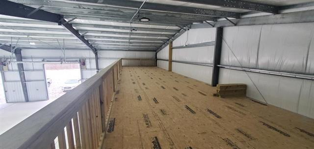 More Photos Of Bobcat, Greenup Warehouse For Sale