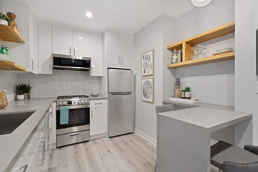 More Photos Of 14724 Inglewood Ave, Lawndale Apartments For Sale