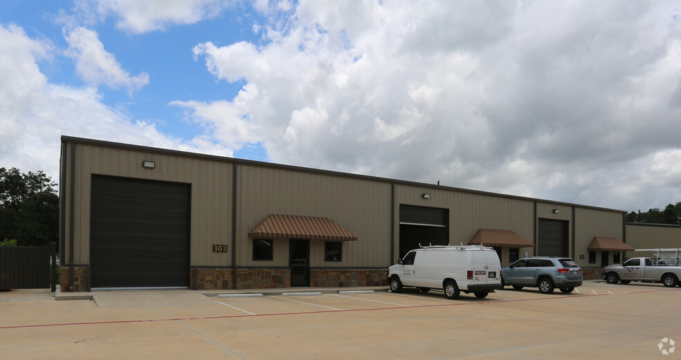 Primary Photo Of 25702 Aldine Westfield Rd, Spring Warehouse For Lease