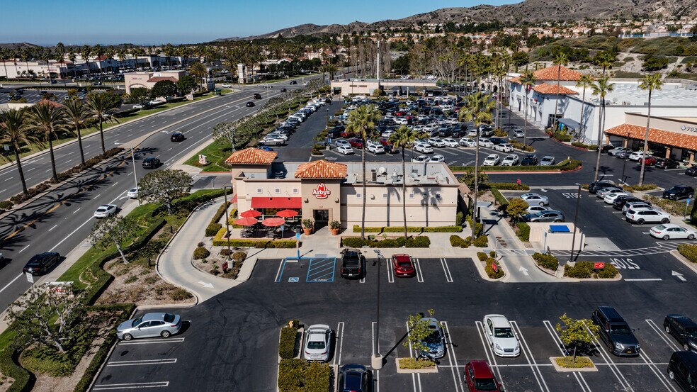More Photos Of 26801 Portola Pky, Foothill Ranch Fast Food For Lease