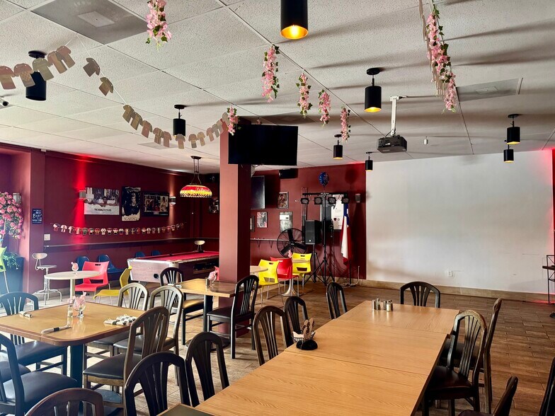 More Photos Of 1971 71st St, Miami Beach Storefront For Sale
