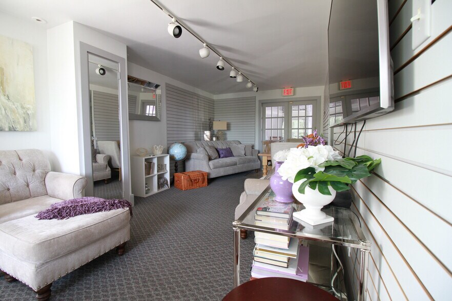 More Photos Of 3580 Gettysburg Rd, Camp Hill Office Residential For Sale