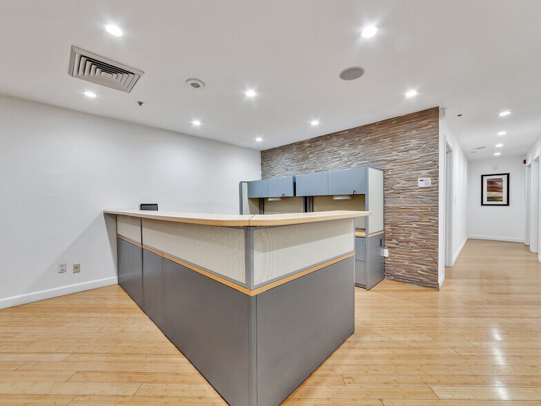 More Photos Of 1110 Brickell Ave, Miami Office Residential For Sale