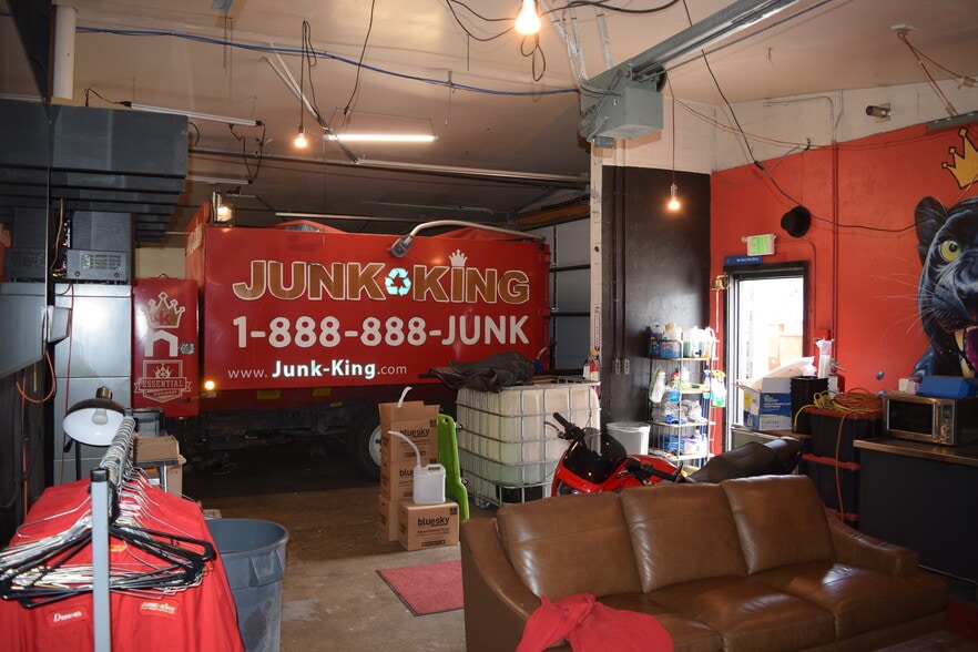 More Photos Of 2401 S Raritan St, Englewood Warehouse For Sale