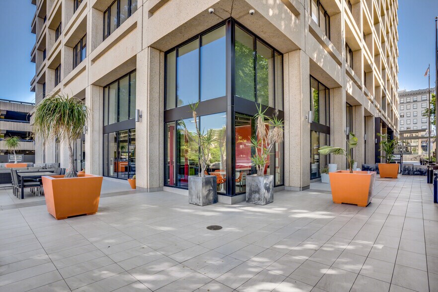 More Photos Of 177 E Colorado Blvd, Pasadena Office For Sale