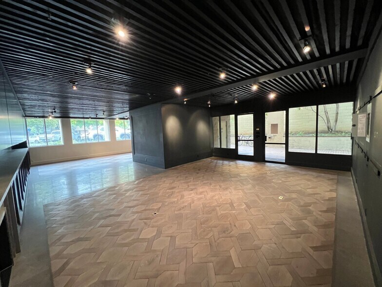 More Photos Of 695 Oak Grove Ave, Menlo Park Medical For Sale