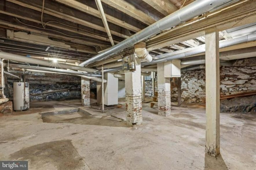More Photos Of 233 W Chestnut St, Lancaster Apartments For Sale