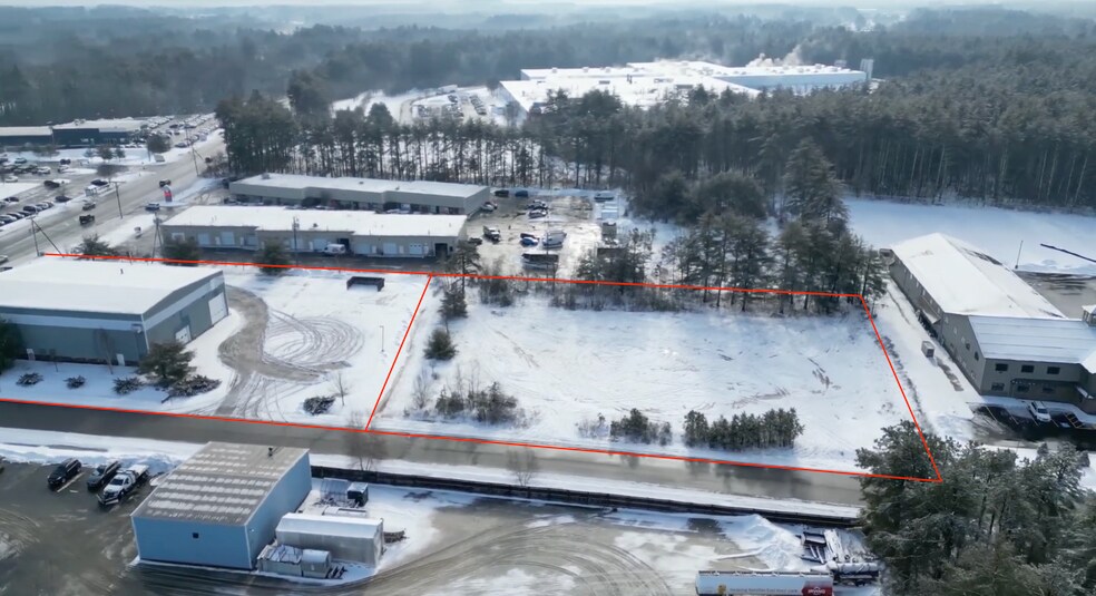 More Photos Of 4 Gator Rock Rd, Somersworth Distribution For Sale