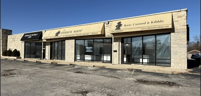 Primary Photo Of 1402-1408 W 55th St, Countryside Storefront For Lease
