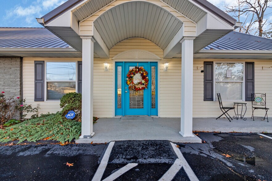 More Photos Of 129 Walker Hill, Crossville Freestanding For Sale