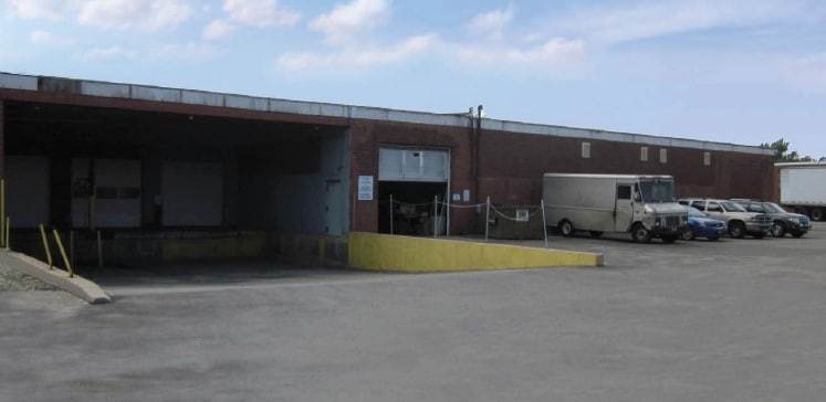 More Photos Of 160 Eileen Way, Syosset Warehouse For Lease