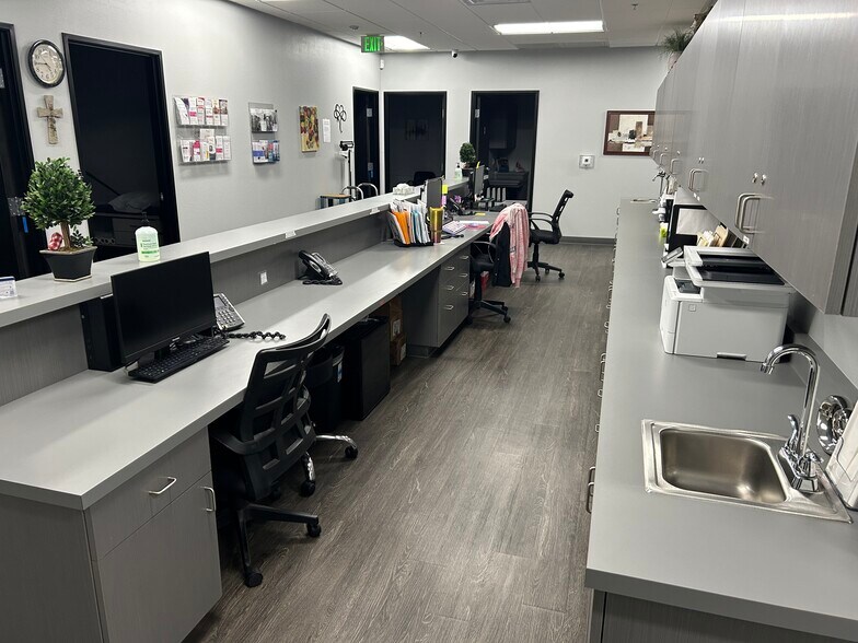 More Photos Of 7305 S Pecos Rd, Las Vegas Medical For Lease