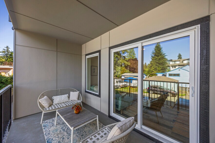 More Photos Of 2152 N 185th St, Shoreline Apartments For Sale
