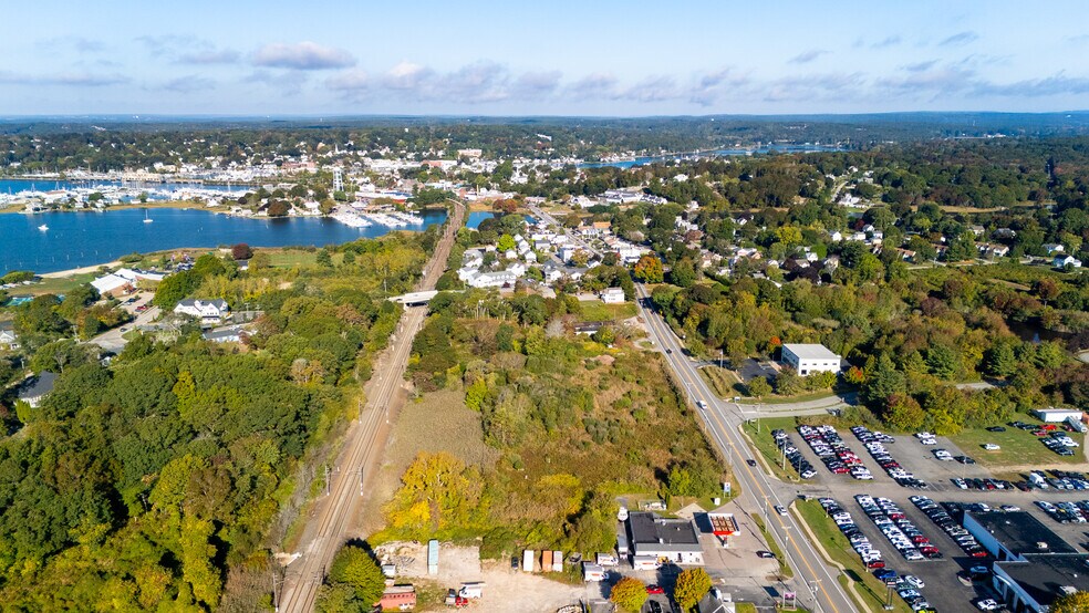 More Photos Of 16-20 Stonington Rd, Stonington Land For Sale