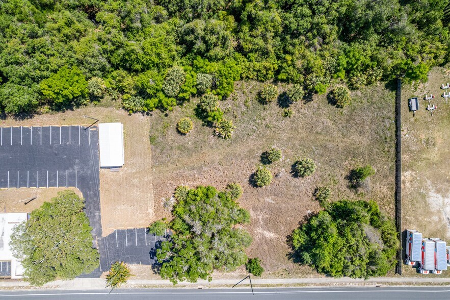 More Photos Of 601 S Us-41, Inverness Medical For Sale