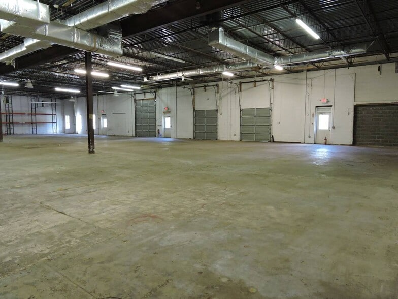 More Photos Of 1001 W Washington St, Norristown Warehouse For Lease