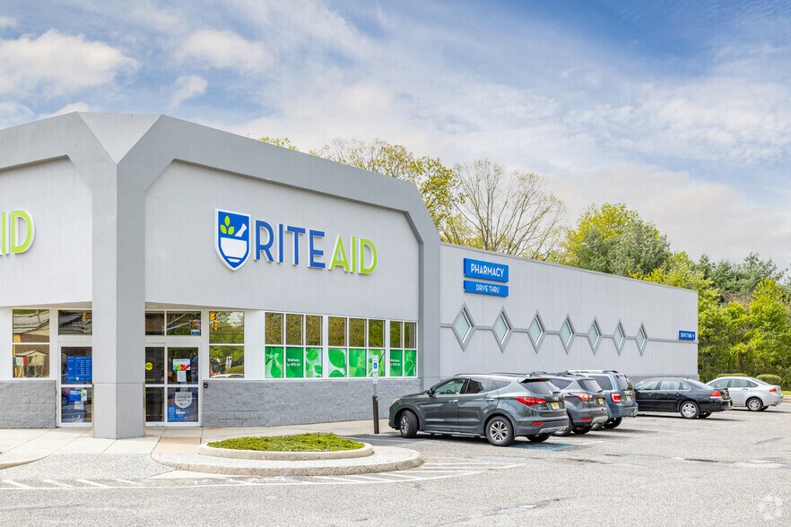 More Photos Of 1881 N Black Horse Pike, Williamstown Drugstore For Lease