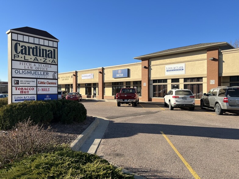 Primary Photo Of 1901-1921 Dakota Ave, South Sioux City Storefront For Lease