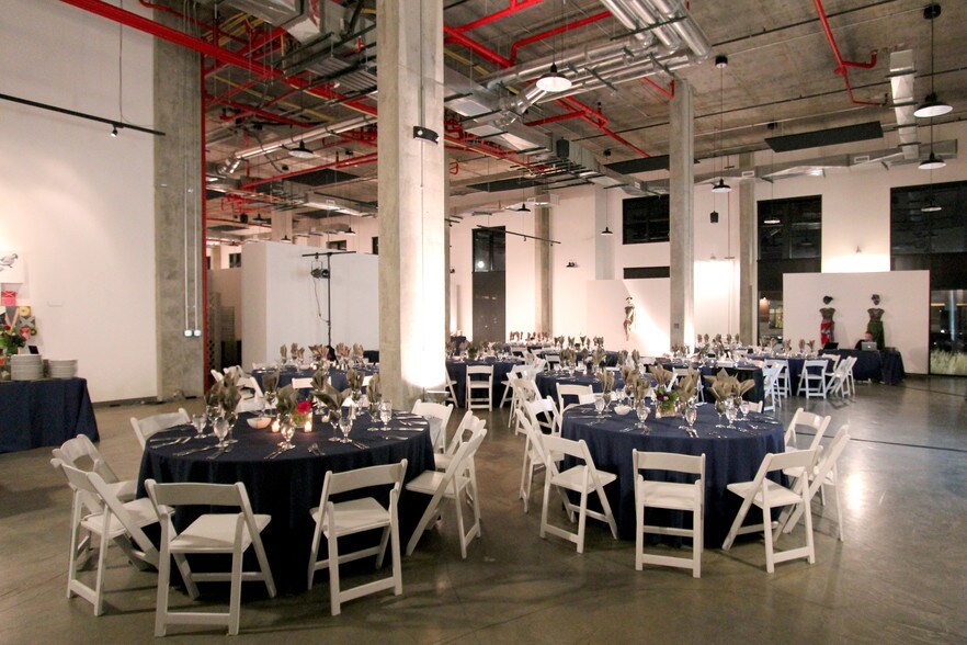 More Photos Of 10111 Inverness Main St, Englewood Apartments For Lease