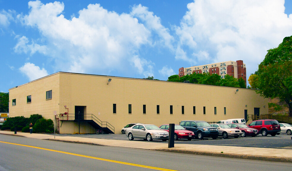 Primary Photo Of 172-176 Williams St, Chelsea Manufacturing For Lease