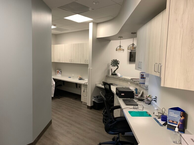 More Photos Of 24430 Stone Springs Blvd, Dulles Town Center Medical For Sale