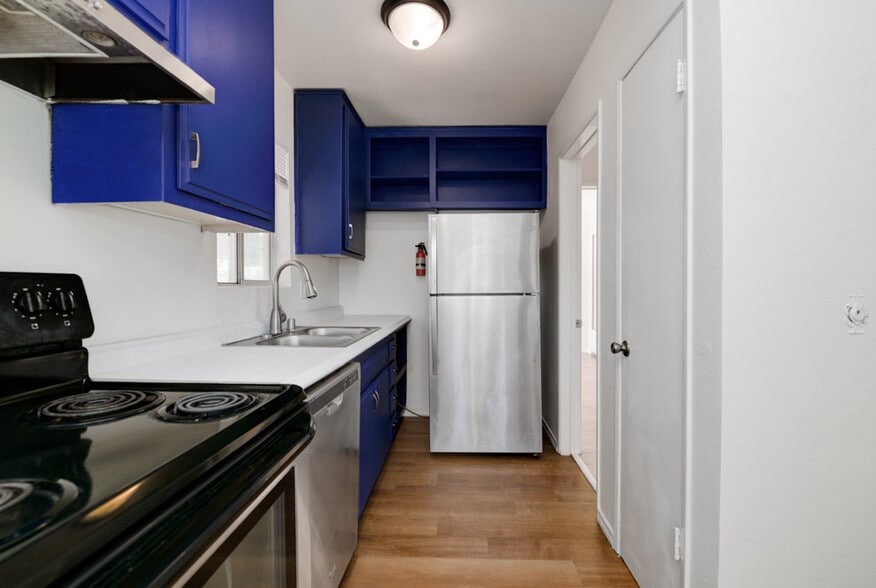 More Photos Of 615-617 Truly Terrace, Vista Apartments For Sale