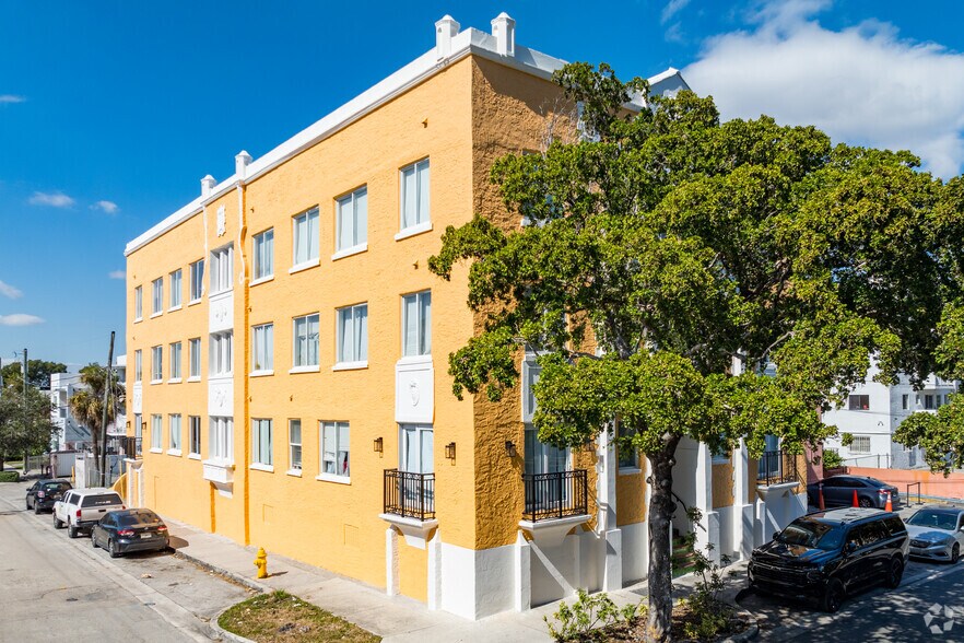 Primary Photo Of 440 SW 5th Ave, Miami Apartments For Sale