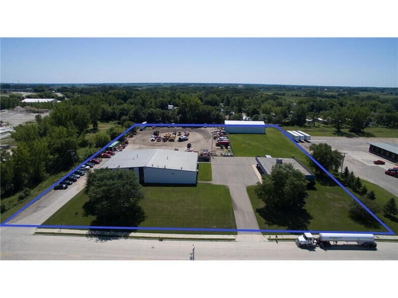 More Photos Of 2400 Myers Rd, Albert Lea Warehouse For Sale