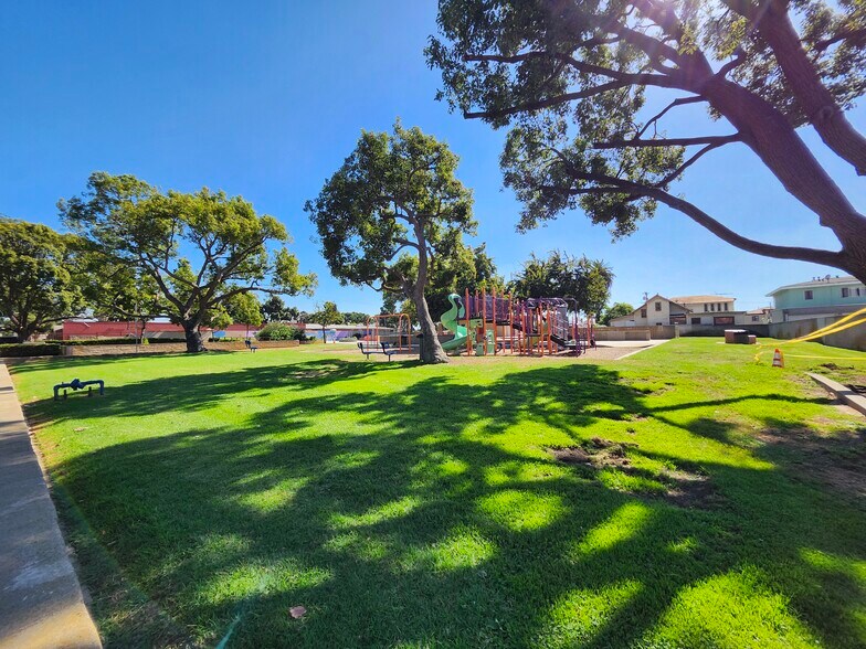 More Photos Of , Inglewood Office For Sale