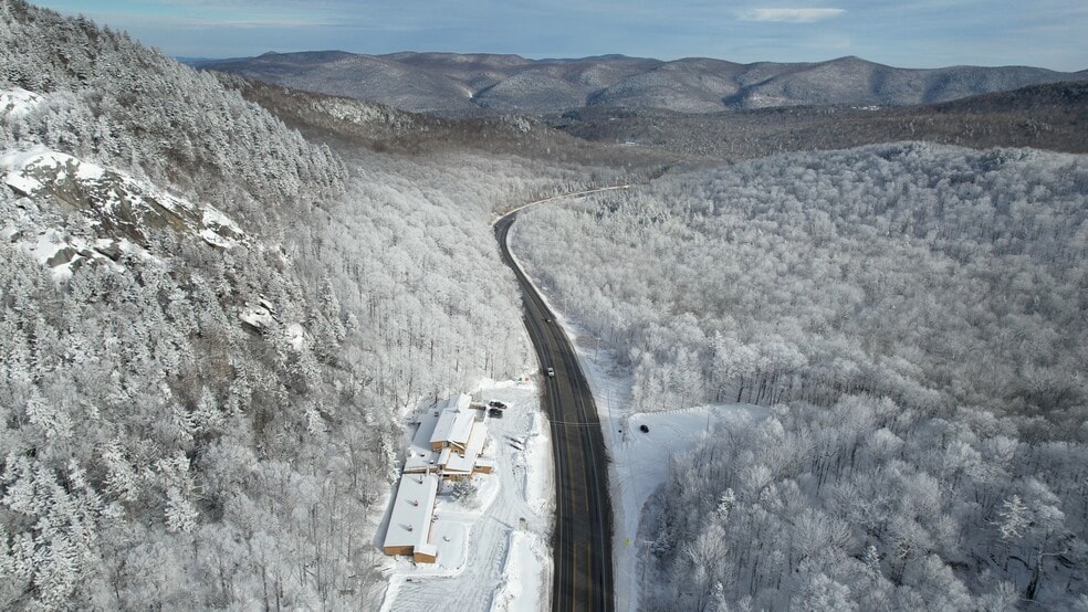 More Photos Of 709 Route 4, Killington Hotel For Sale