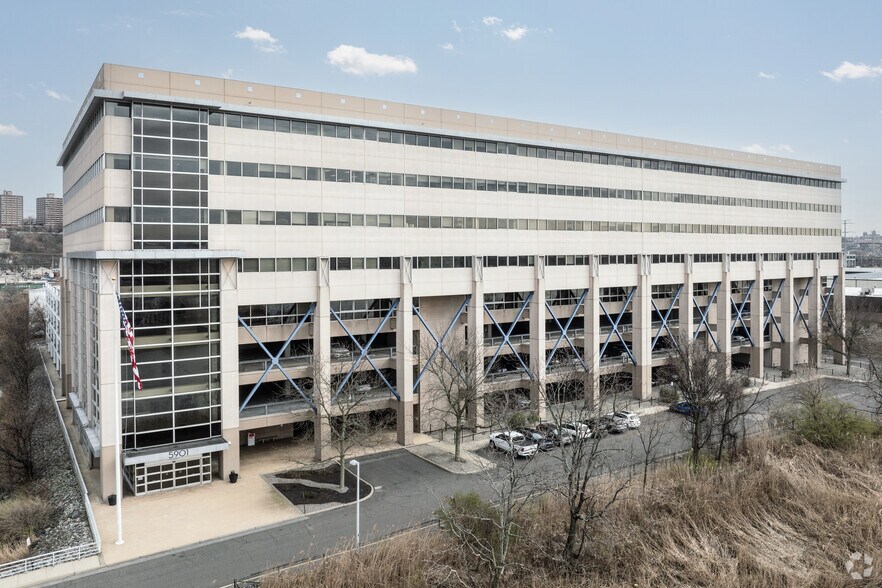 Primary Photo Of 5901 West Side Ave, North Bergen Office For Lease