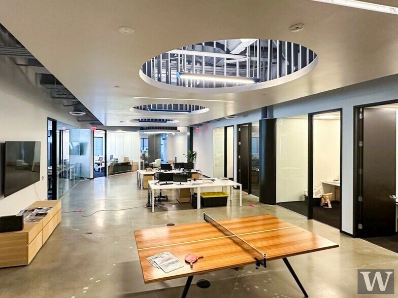 More Photos Of 700 N San Vicente Blvd, West Hollywood Office For Lease