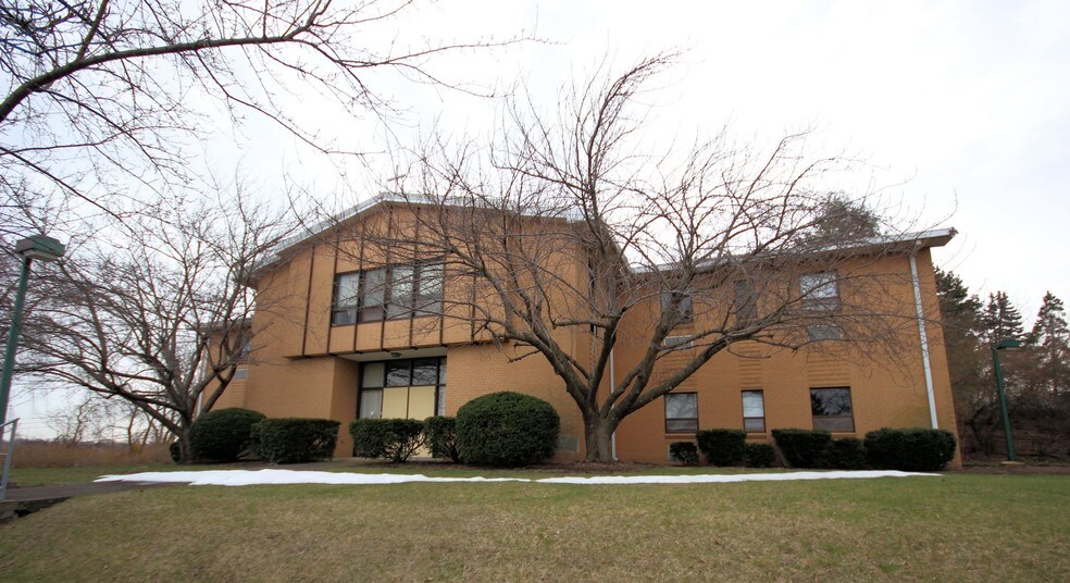 More Photos Of 1051 Avila Rd, Harrisburg Skilled Nursing Facility For Sale