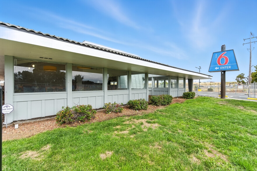 More Photos Of 4355 Sonoma Blvd, Vallejo Restaurant For Sale