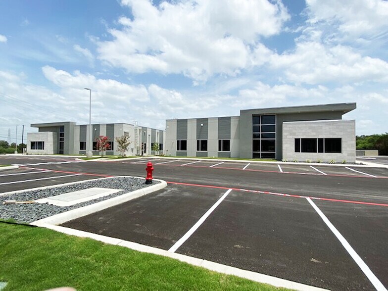 Primary Photo Of 4318 De Zavala Rd, San Antonio Medical For Sale