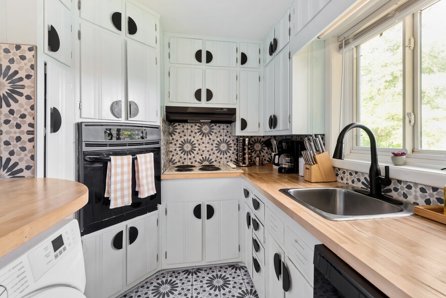 More Photos Of 1393 Markan Dr NE, Atlanta Multifamily For Sale