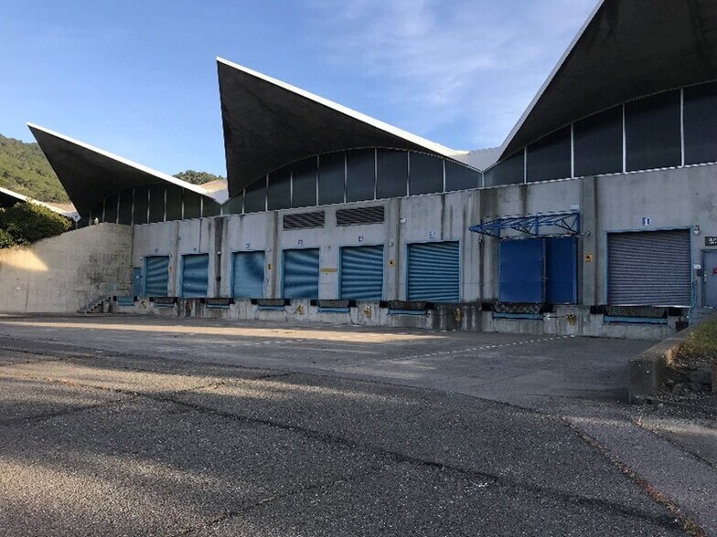 More Photos Of 8171 Redwood Blvd, Novato Warehouse For Sale