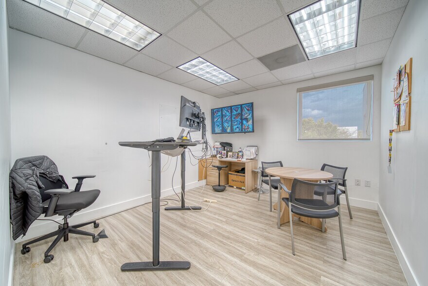 More Photos Of 7500 NW 52nd St, Miami Medical For Lease