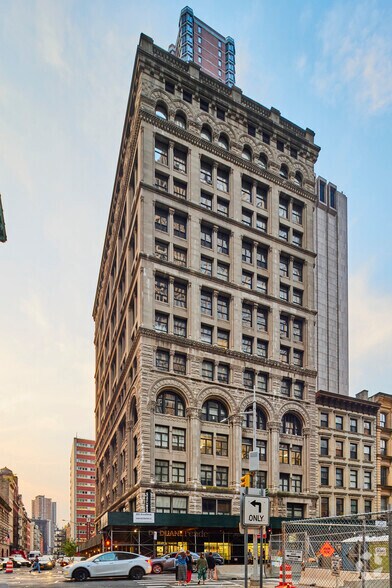 More Photos Of 305 Broadway, New York Office For Lease