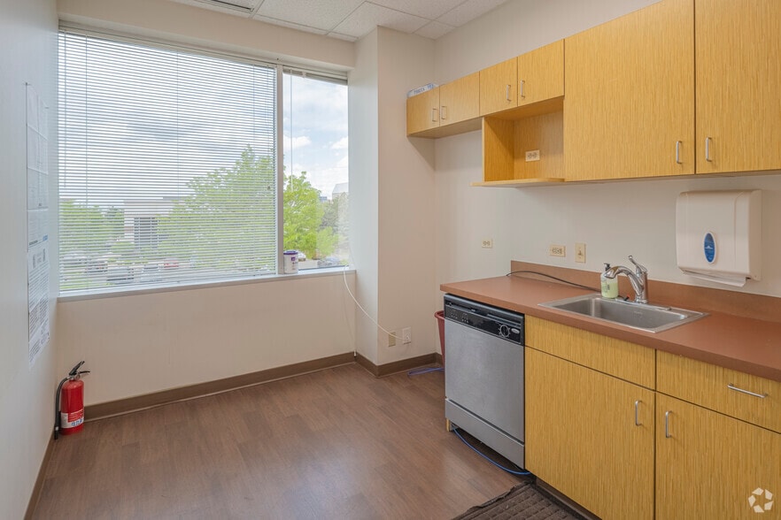 More Photos Of 7447 E Berry Ave, Greenwood Village Medical For Sale