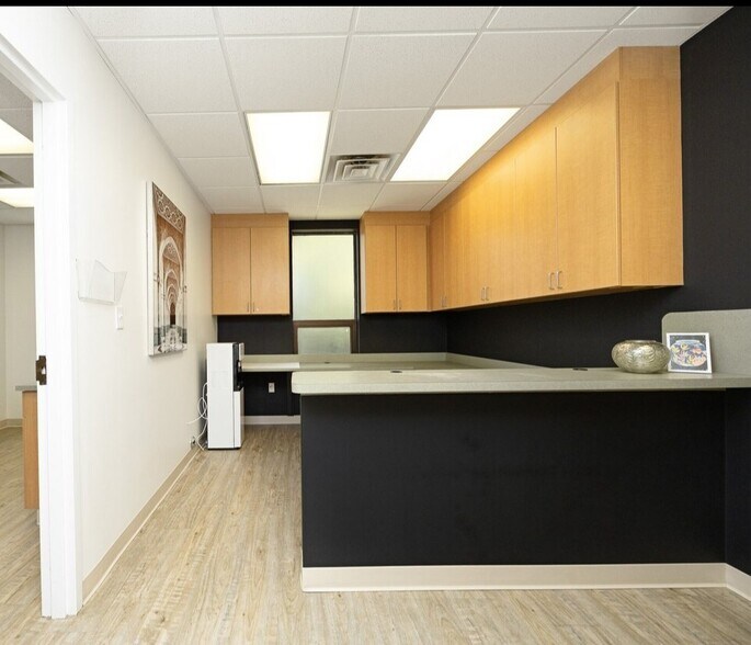 More Photos Of 2610 New Bern Ave, Raleigh Medical For Lease