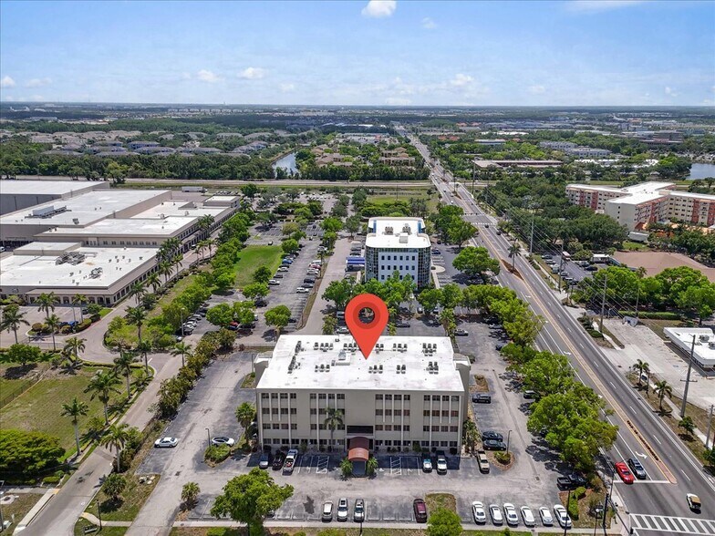 More Photos Of 3949 Evans Ave, Fort Myers Medical For Lease