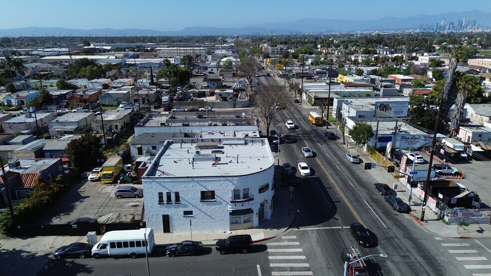 More Photos Of 6525 S Western Ave, Los Angeles Storefront Retail Residential For Lease