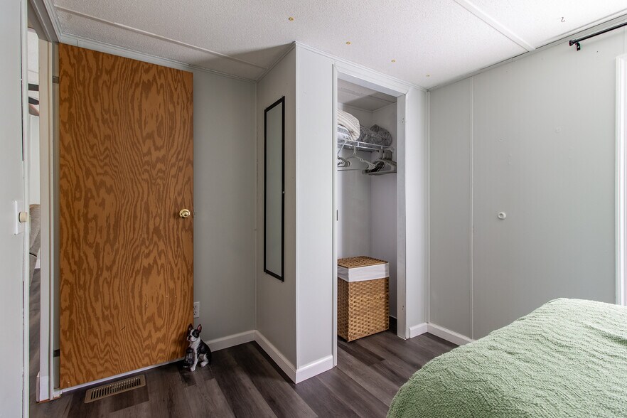 More Photos Of 20221 SW 5th Pl, Dunnellon Specialty For Sale