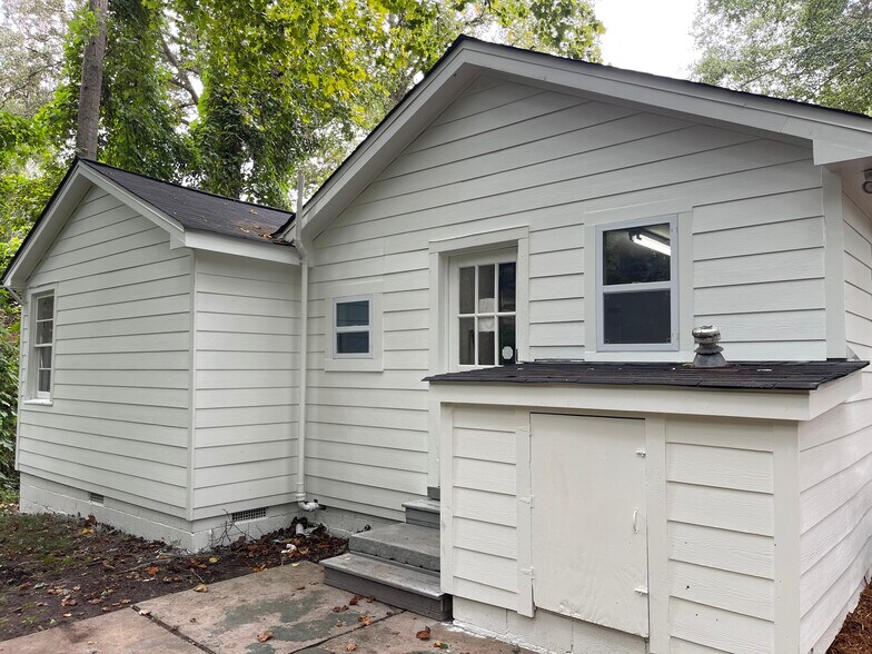 More Photos Of 216 E Memorial Dr, Dallas Storefront Retail Office For Sale