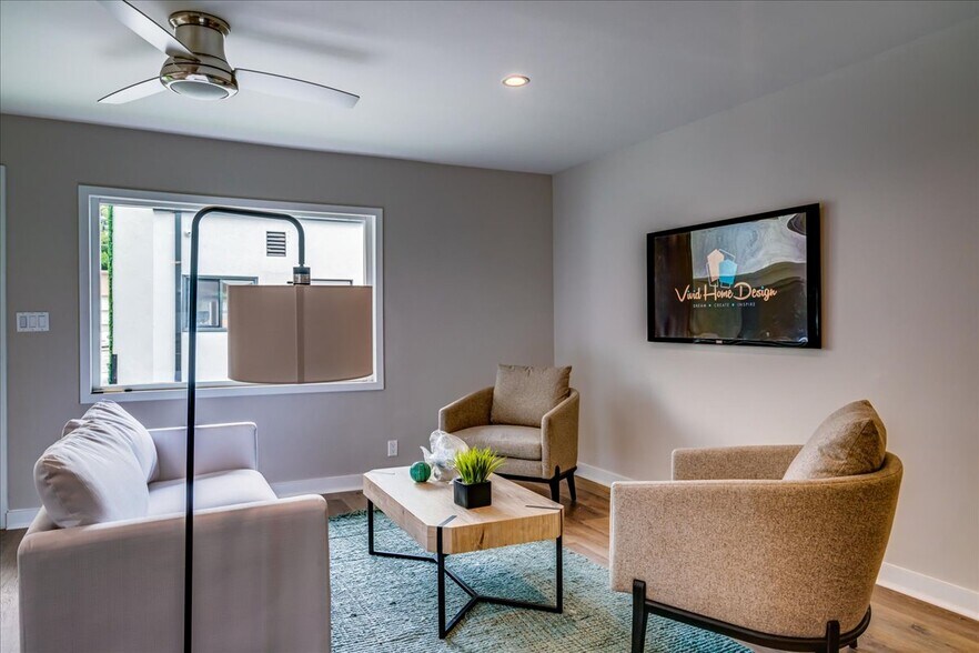 More Photos Of 323-325 Culver Blvd, Playa Del Rey Storefront Retail Residential For Sale