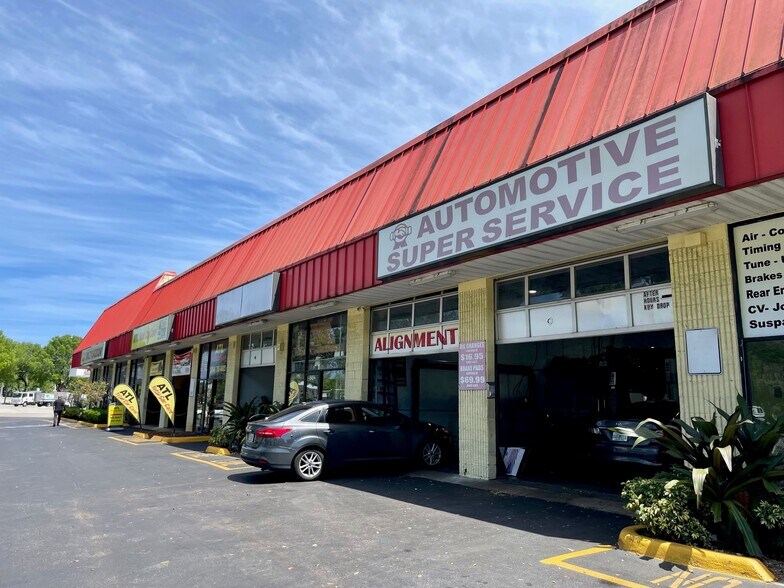 More Photos Of 6420-6464 W Commercial Blvd, Lauderhill Auto Repair For Lease