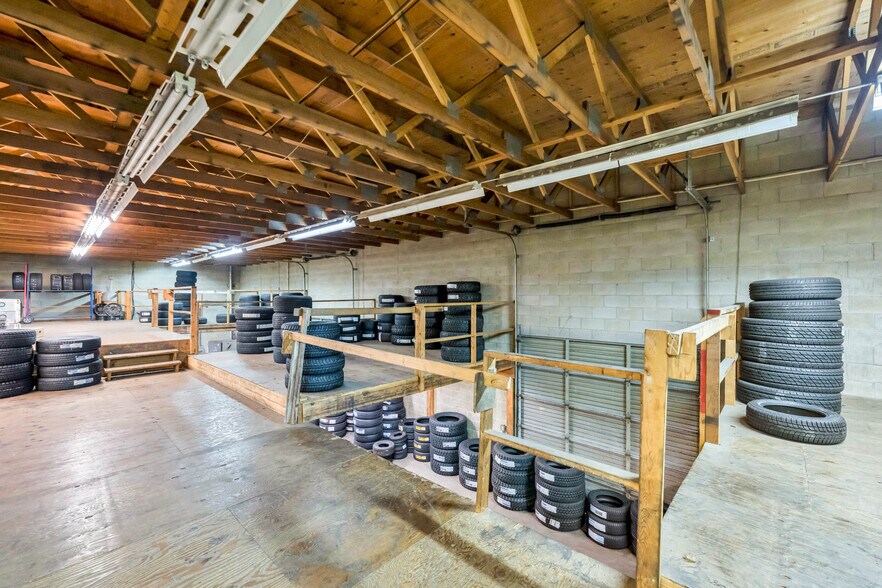 More Photos Of 20010 Industrial Av, Langley Warehouse For Sale