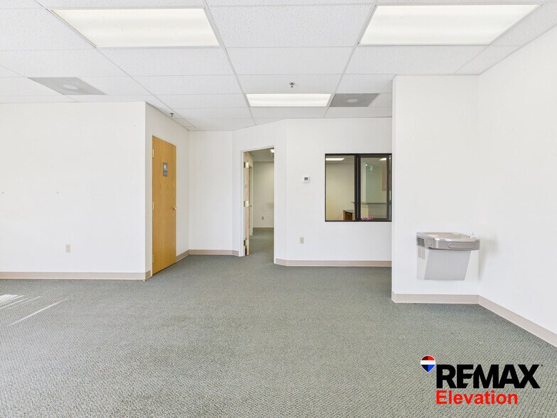 More Photos Of 156 N 6th St, Basin Office For Lease