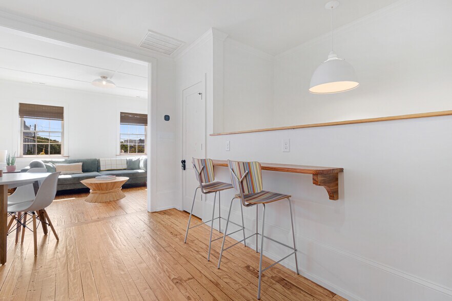 More Photos Of 119 Turner St, Beaufort Storefront Retail Office For Sale